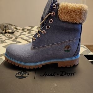 Just Don size 9 Timberland (NEW)